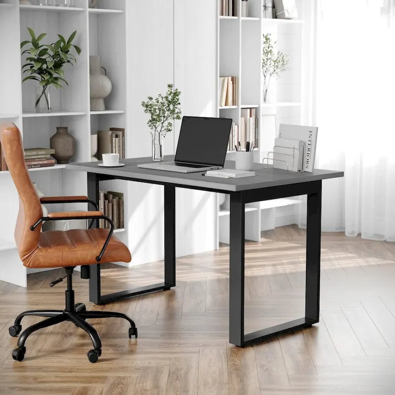 Tavolo da riunione con piano in laminato e base a U